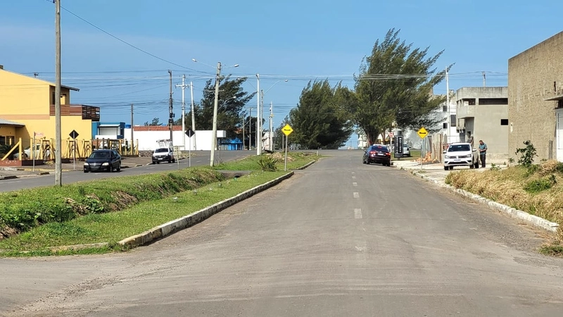 TERRENO DE ESQUINA EM 60X PRA PAGAR COM PEQUENA ENTRADA: 2ª foto da galeria de imagens do imóvel