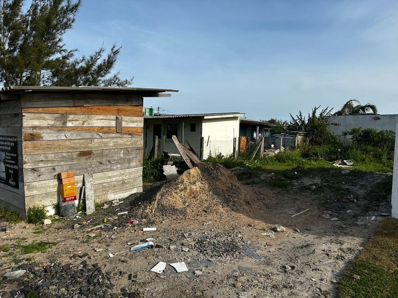 TERRENO 125M² NO JARDIM BEIRA MAR - ACEITA FINANCIAMENTO BANCÁRIO: 2ª foto da galeria de imagens do imóvel