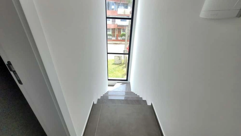 DUPLEX HÁ 50 METROS DA BEIRA MAR - 2 DORMITÓRIOS C/ SACADA: 11ª foto da galeria de imagens do imóvel