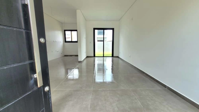 DUPLEX HÁ 50 METROS DA BEIRA MAR - 2 DORMITÓRIOS C/ SACADA: 4ª foto da galeria de imagens do imóvel