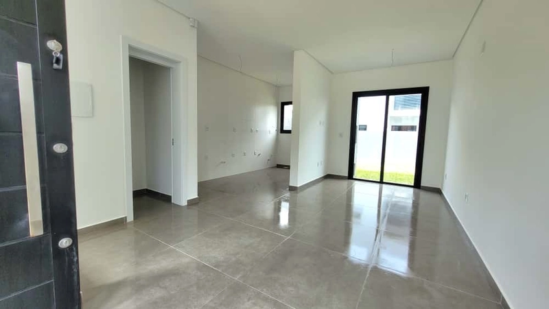 DUPLEX HÁ 50 METROS DA BEIRA MAR - 2 DORMITÓRIOS C/ SACADA: 6ª foto da galeria de imagens do imóvel