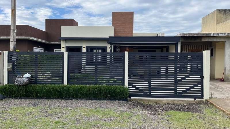 CASA 2 DORMITÓRIOS | BEM MOBILIADA | REGIÃO DE MORADORES EM CAPÃO: 23ª foto da galeria de imagens do imóvel