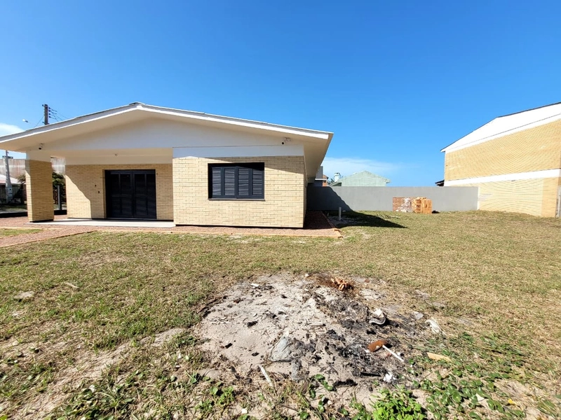 CASA DE ESQUINA PÉ NA AREIA | RARIDADE Á VENDA: 14ª foto da galeria de imagens do imóvel