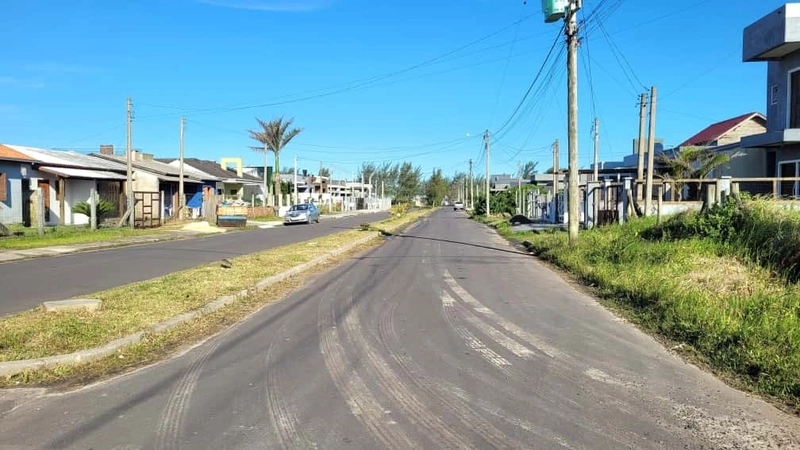 TERRENO HÁ 2 QUADRAS DO MAR NO GUARANI EM 60X PRA PAGAR !: 4ª foto da galeria de imagens do imóvel