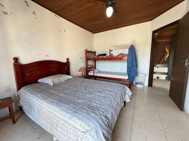 SOBRADO DE ESQUINA NA PRAIA DO BARCO: 15ª foto da galeria de imagens do imóvel