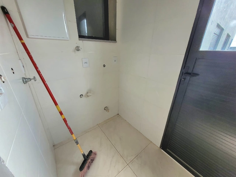 CASA ALTO PADRÃO 3 DORMITÓRIOS (1 SUÍTE) | 3 QUADRAS DO MAR: 6ª foto da galeria de imagens do imóvel