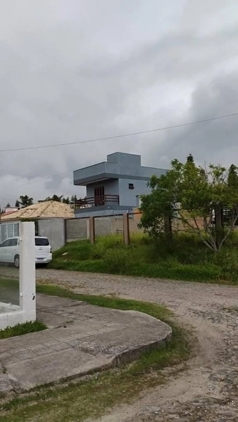 TERRENO DE ESQUINA HÁ 1 QUADRA DO MAR NO GUARANI: 2ª foto da galeria de imagens do imóvel