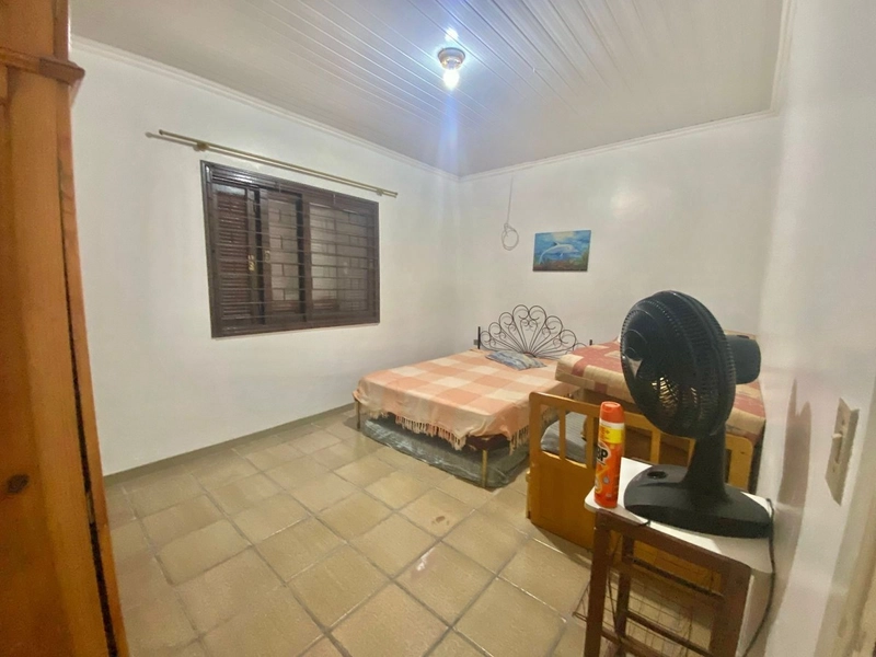 CASA 5 DORMITÓRIOS NO CENTRO DE CAPÃO DA CANOA: 14ª foto da galeria de imagens do imóvel