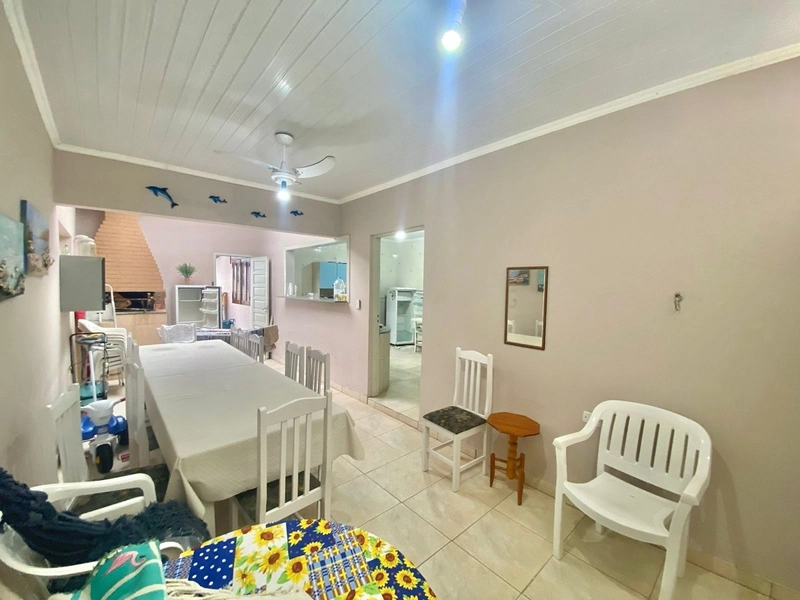 CASA 5 DORMITÓRIOS NO CENTRO DE CAPÃO DA CANOA: 6ª foto da galeria de imagens do imóvel