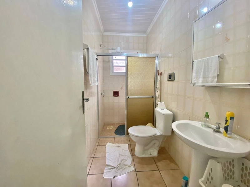 CASA 5 DORMITÓRIOS NO CENTRO DE CAPÃO DA CANOA: 12ª foto da galeria de imagens do imóvel