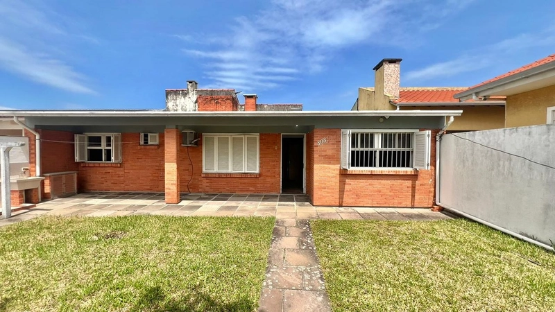 CASA COM PREÇO DE TERRENO | NO CENTRO DE CAPÃO DA CANOA