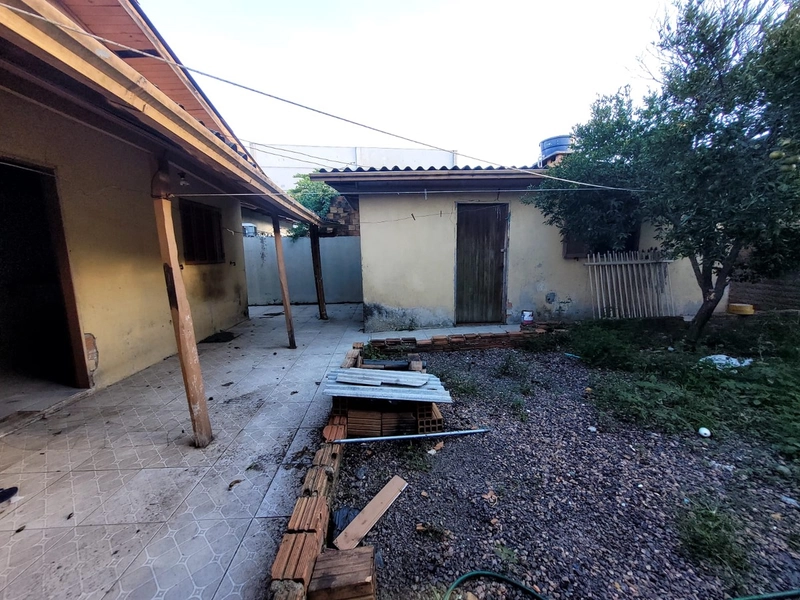 TERRENO COM CASA NO CENTRO DE CAPÃO DA CANOA | PRÓXIMO AV. RUDÁ: 4ª foto da galeria de imagens do imóvel