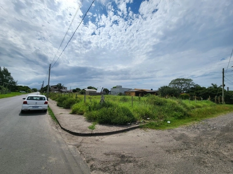 Terreno com 1.000m² na zona nova ideial para construtor: 2ª foto da galeria de imagens do imóvel
