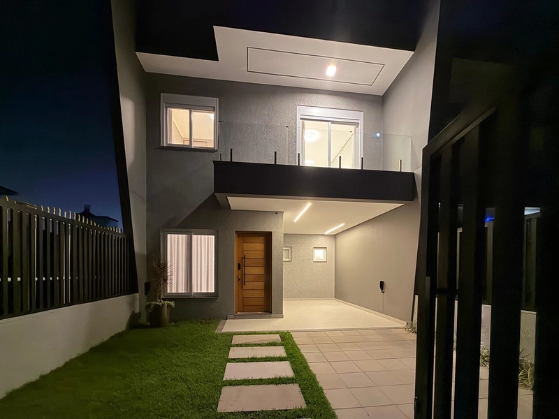 DUPLEX 3 DORMITÓRIOS (1 SUÍTE) | MOBILIADO E DECORADO |1 QUADRA DO MAR