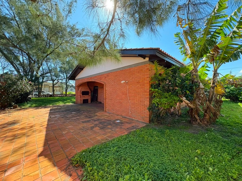 CASA EM 2 TERRENOS HÁ 100 METROS DA BEIRA MAR EM CAPÃO DA CANOA: 34ª foto da galeria de imagens do imóvel