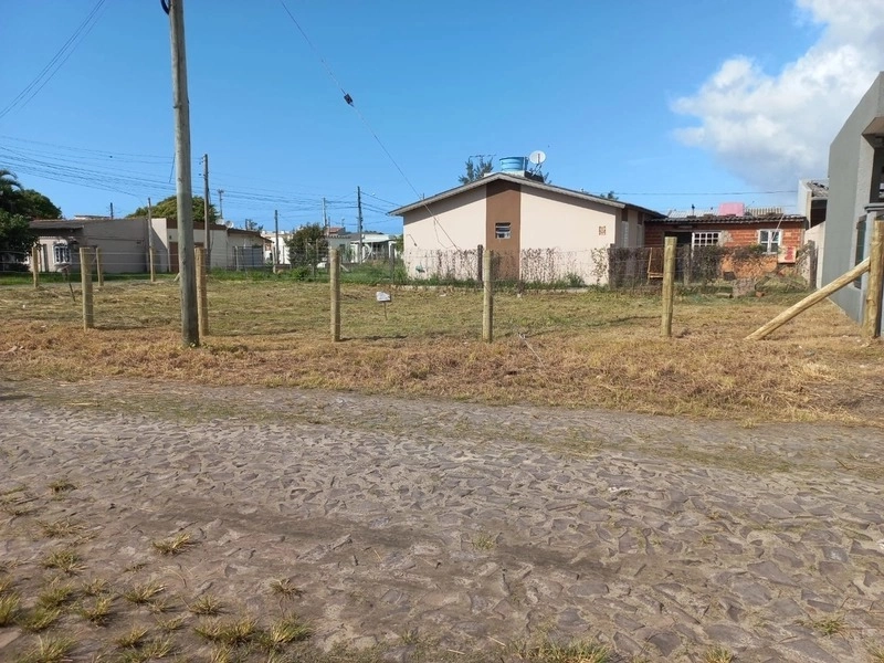 Terreno de esquina com 336m² no bairro guarani: 3ª foto da galeria de imagens do imóvel
