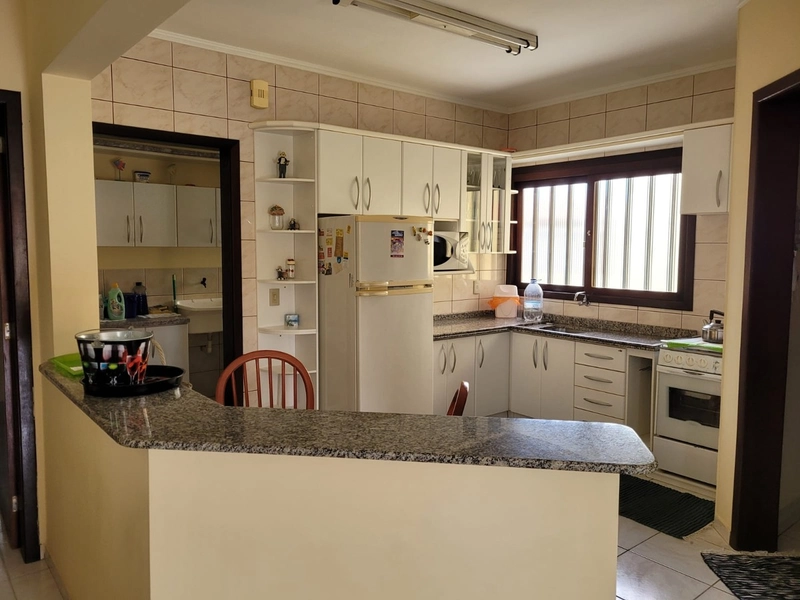 CASA 3 DORMITÓRIOS (1 SUÍTE) | PISCINA | TERRENO 450M² NA ZONA NOVA: 16ª foto da galeria de imagens do imóvel