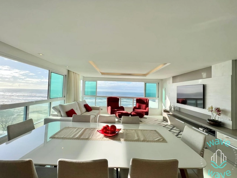 Apartamento Beira-Mar de Alto Padrão – 4 Dorms com Vista Panorâmica