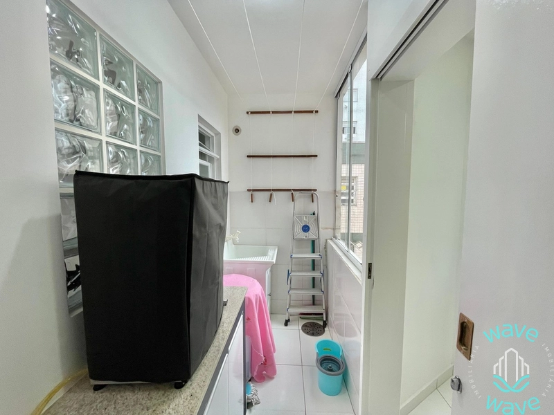 Amplo Apartamento Reformado a Apenas 100m do Mar!: 8ª foto da galeria de imagens do imóvel