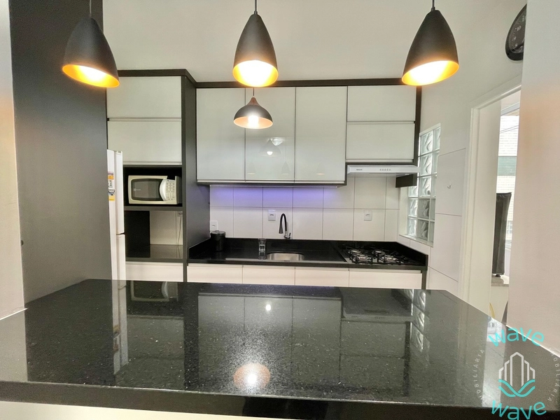 Amplo Apartamento Reformado a Apenas 100m do Mar!: 5ª foto da galeria de imagens do imóvel