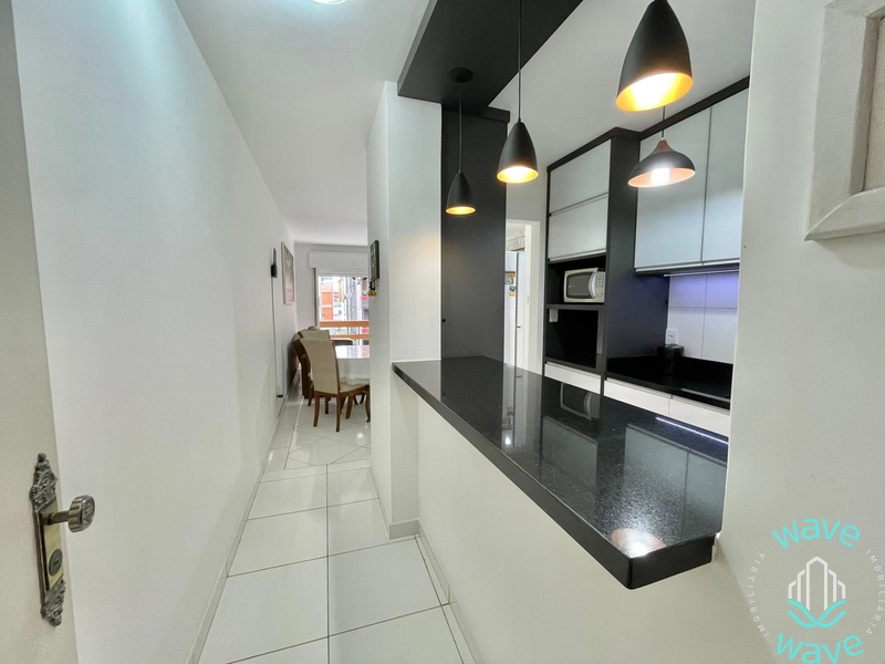 Amplo Apartamento Reformado a Apenas 100m do Mar!: 4ª foto da galeria de imagens do imóvel