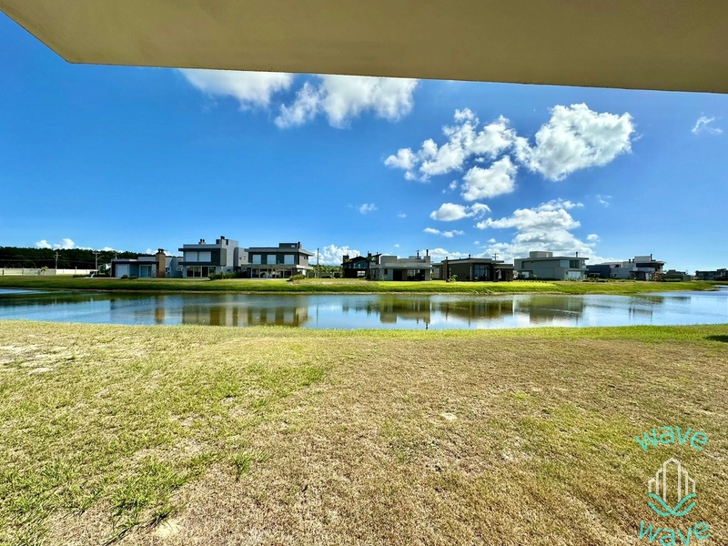 CASA FUNDOS LAGO EM CONDOMÍINIO A BEIRA MAR EM CAPÃO DA CANOA/RS: 17ª foto da galeria de imagens do imóvel
