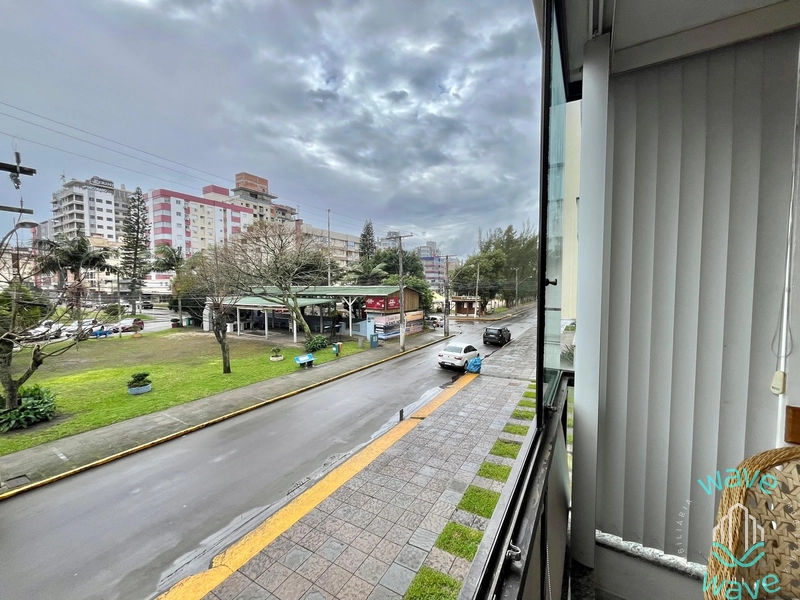 Apartamento 2 dorms, mobiliado, frente à praça, no Centro de Capão!: 2ª foto da galeria de imagens do imóvel