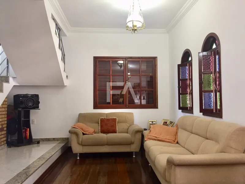 Casa a venda, bairro Jardim Pinheiro, Macaé: 2ª foto da galeria de imagens do imóvel