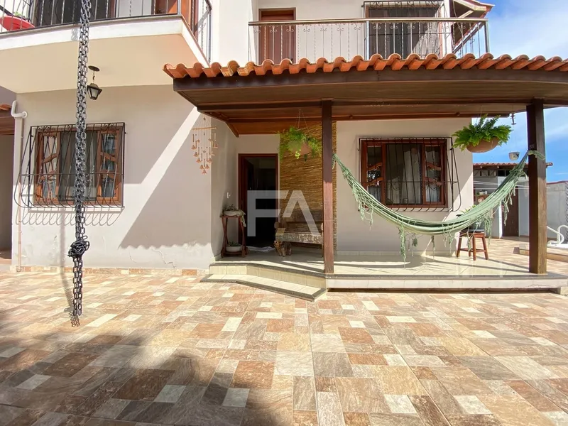 Casa a venda, bairro Riviera Fluminense, Macaé/RJ: 2ª foto da galeria de imagens do imóvel