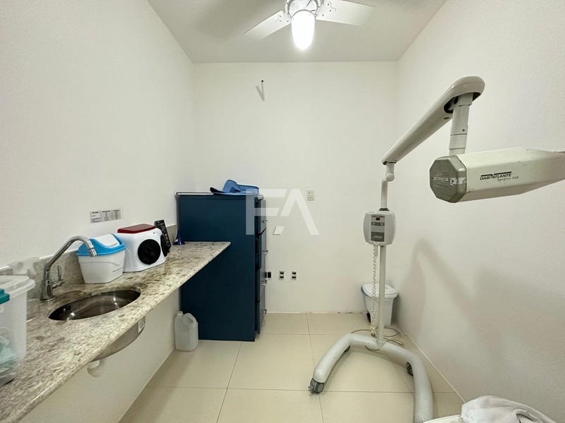 Casa Comercial á venda, Bairro Imbetiba, Macaé/RJ: 7ª foto da galeria de imagens do imóvel