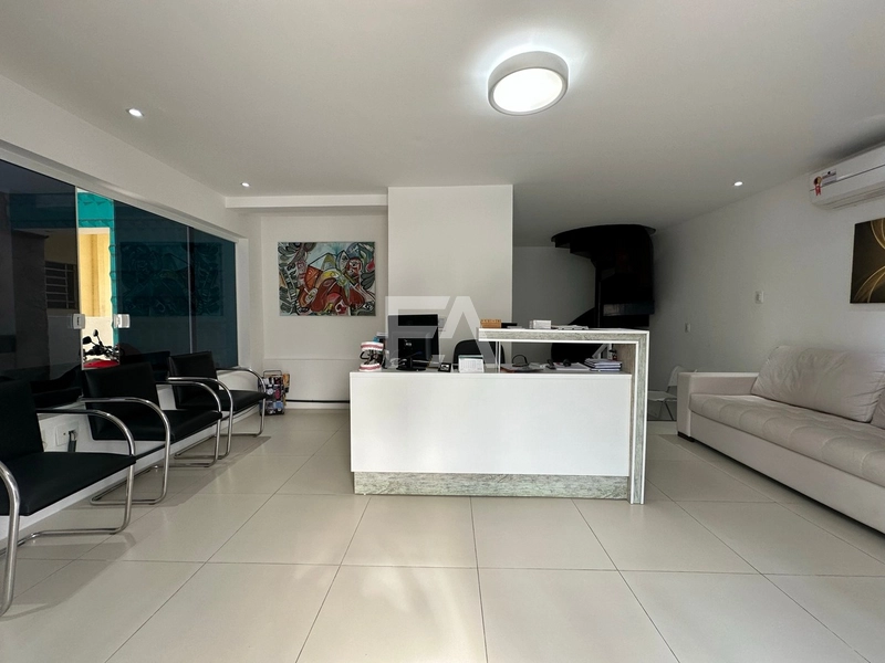 Casa Comercial á venda, Bairro Imbetiba, Macaé/RJ: 3ª foto da galeria de imagens do imóvel