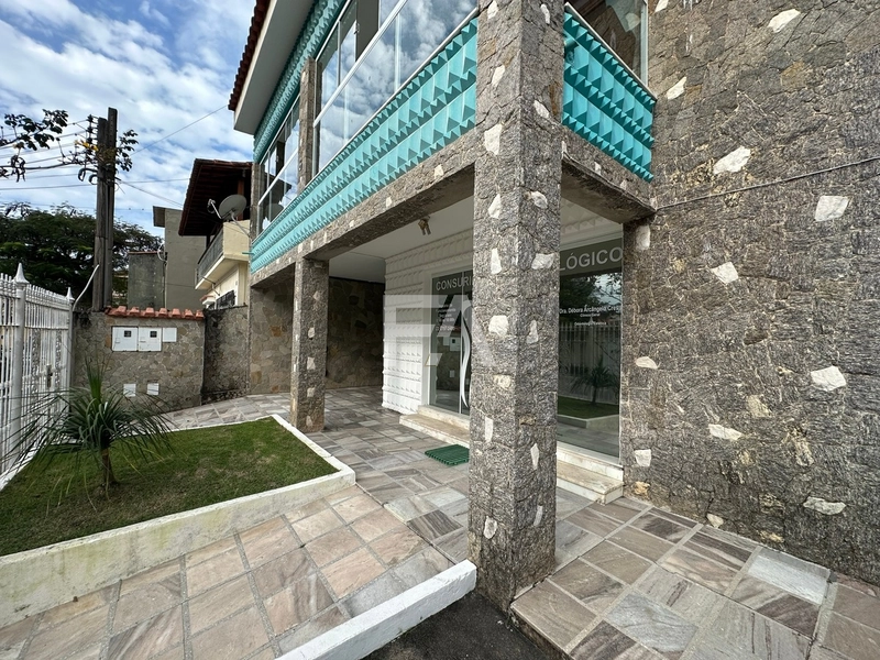 Casa Comercial á venda, Bairro Imbetiba, Macaé/RJ: 2ª foto da galeria de imagens do imóvel