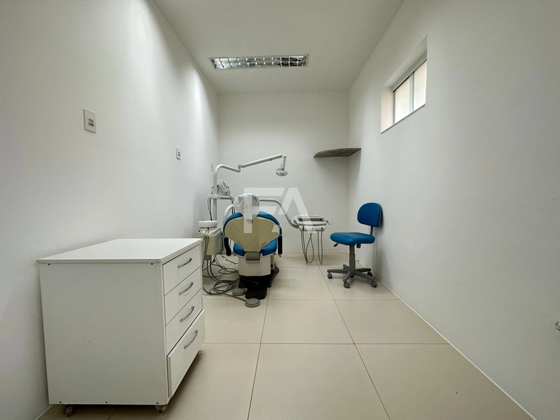 Casa Comercial á venda, Bairro Imbetiba, Macaé/RJ: 12ª foto da galeria de imagens do imóvel