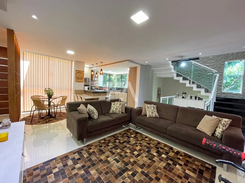 Casa em condomínio à venda, Granja dos Cavaleiros, Macaé/RJ: 2ª foto da galeria de imagens do imóvel