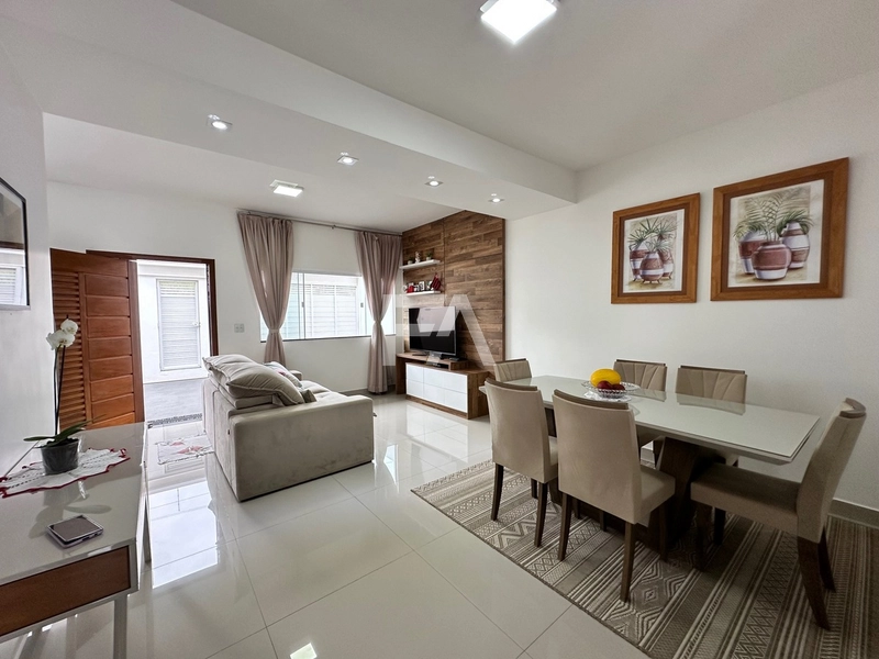 Casa á venda, Vale das Palmeiras, Macaé/RJ: 1ª foto da galeria de imagens do imóvel