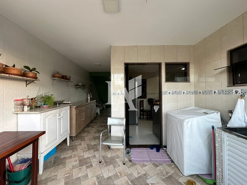 Casa à venda - Bairro Jardim Santo Antônio, Macaé - RJ: 6ª foto da galeria de imagens do imóvel