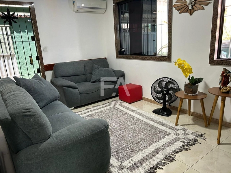 Casa à venda - Bairro Jardim Santo Antônio, Macaé - RJ: 1ª foto da galeria de imagens do imóvel