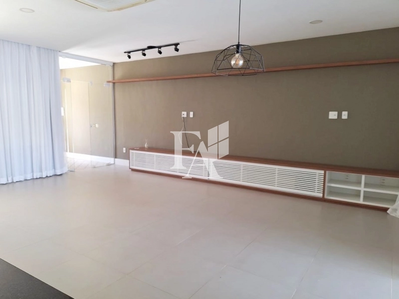 Casa em condomínio à venda, Vale dos Cristais, Macaé/RJ: 2ª foto da galeria de imagens do imóvel