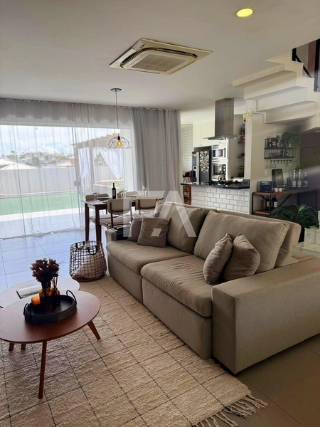 Vendo casa de alto padrão em MACAÉ - VALE DOS CRISTAIS: 5ª foto da galeria de imagens do imóvel