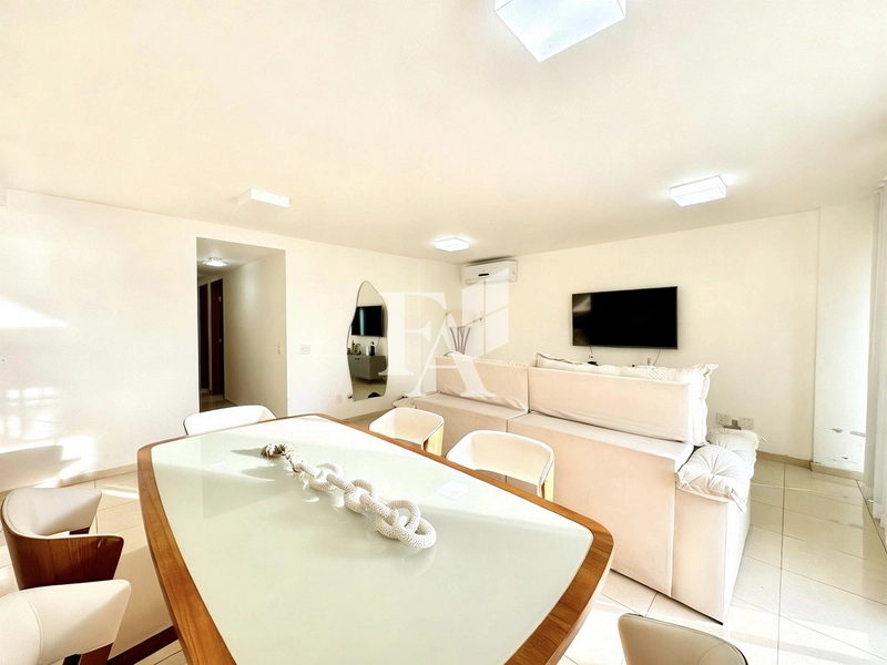 Apartamento à venda, Praia do Pecado, Macaé\RJ: 2ª foto da galeria de imagens do imóvel
