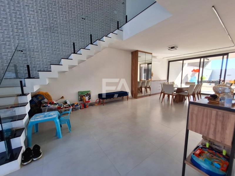 Casa à venda no Condomínio Vale dos Cristais, Macaé\RJ: 2ª foto da galeria de imagens do imóvel