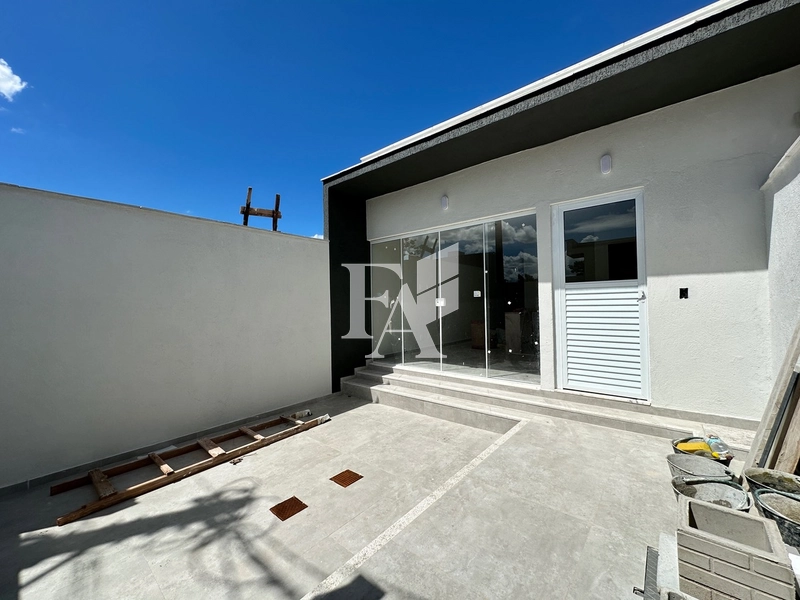 Casa à venda, Atlântico Norte, Ajuda de cima, Macaé/RJ