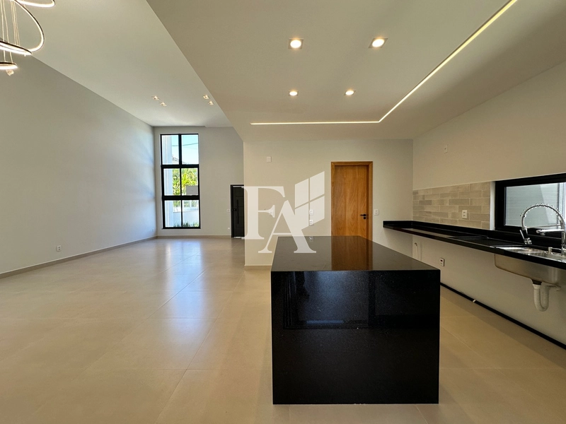 Casa em condomínio à venda, Vale dos Cristais, Macaé/RJ: 5ª foto da galeria de imagens do imóvel