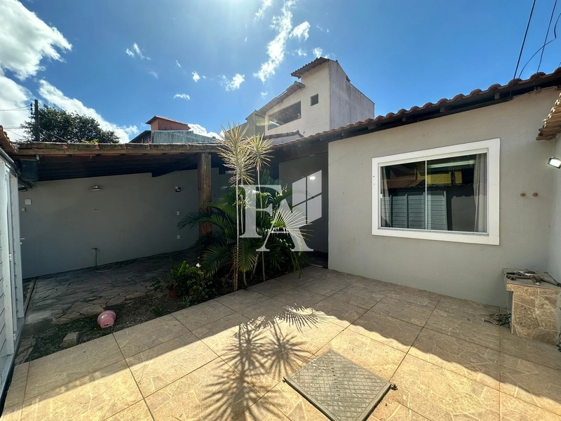 Casa a venda, Nova Macaé, Macaé/RJ: 1ª foto da galeria de imagens do imóvel