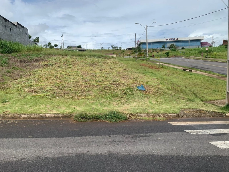 Lote no Jradim Bonança: 1ª foto da galeria de imagens do imóvel