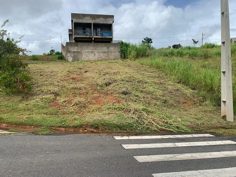 Lote no residencial Bonança: 1ª foto da galeria de imagens do imóvel