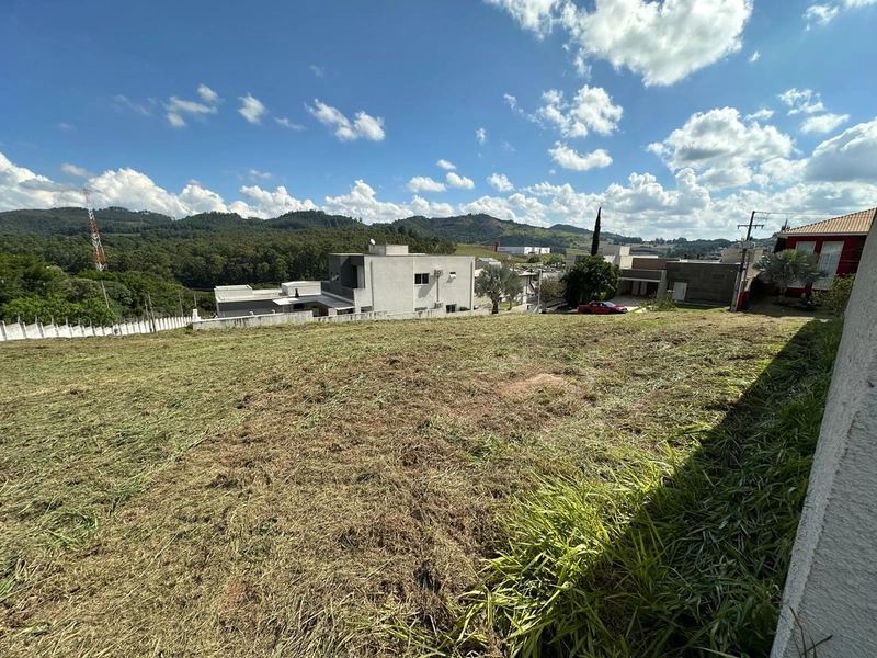Terreno no Vale das Águas: 3ª foto da galeria de imagens do imóvel