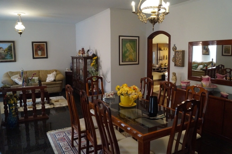 Casa grande no Centro: 10ª foto da galeria de imagens do imóvel