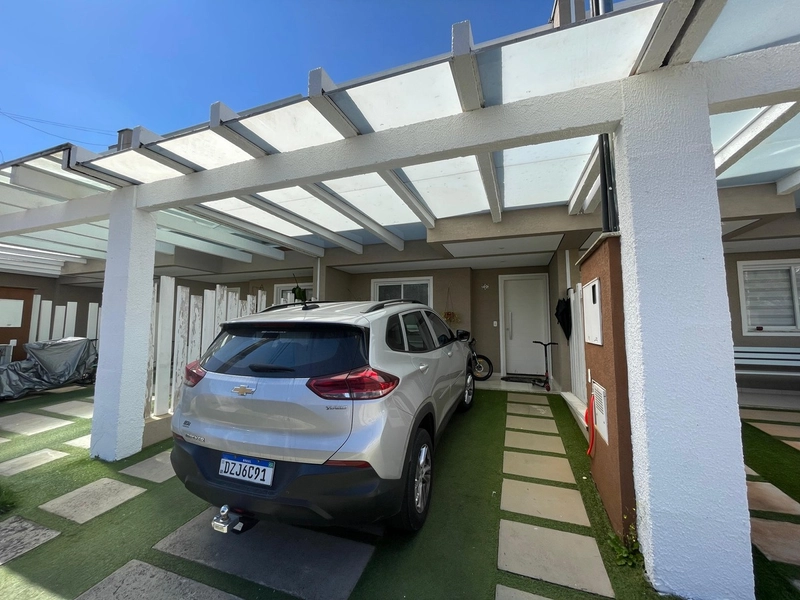 Linda casa no Bougainville