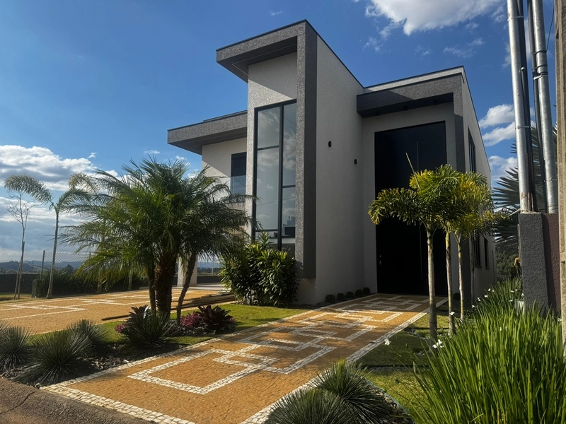 Casa à Venda – Condomínio Campos do Conde